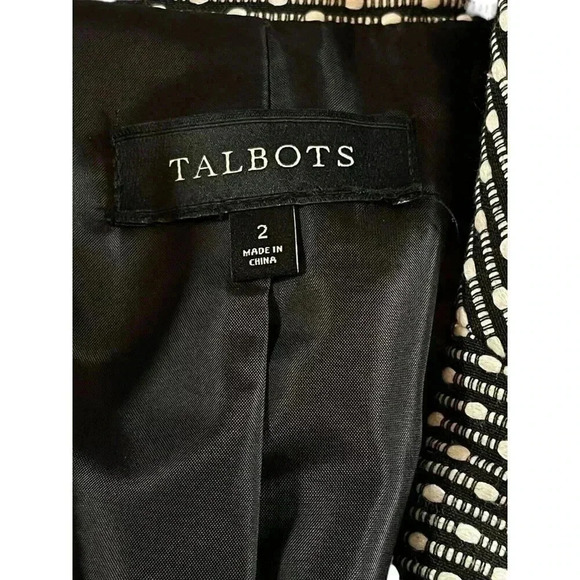 TALBOTS TWO-BUTTON NOTCHED TWEED BLAZER – SIZE 2 - Picture 2 of 11